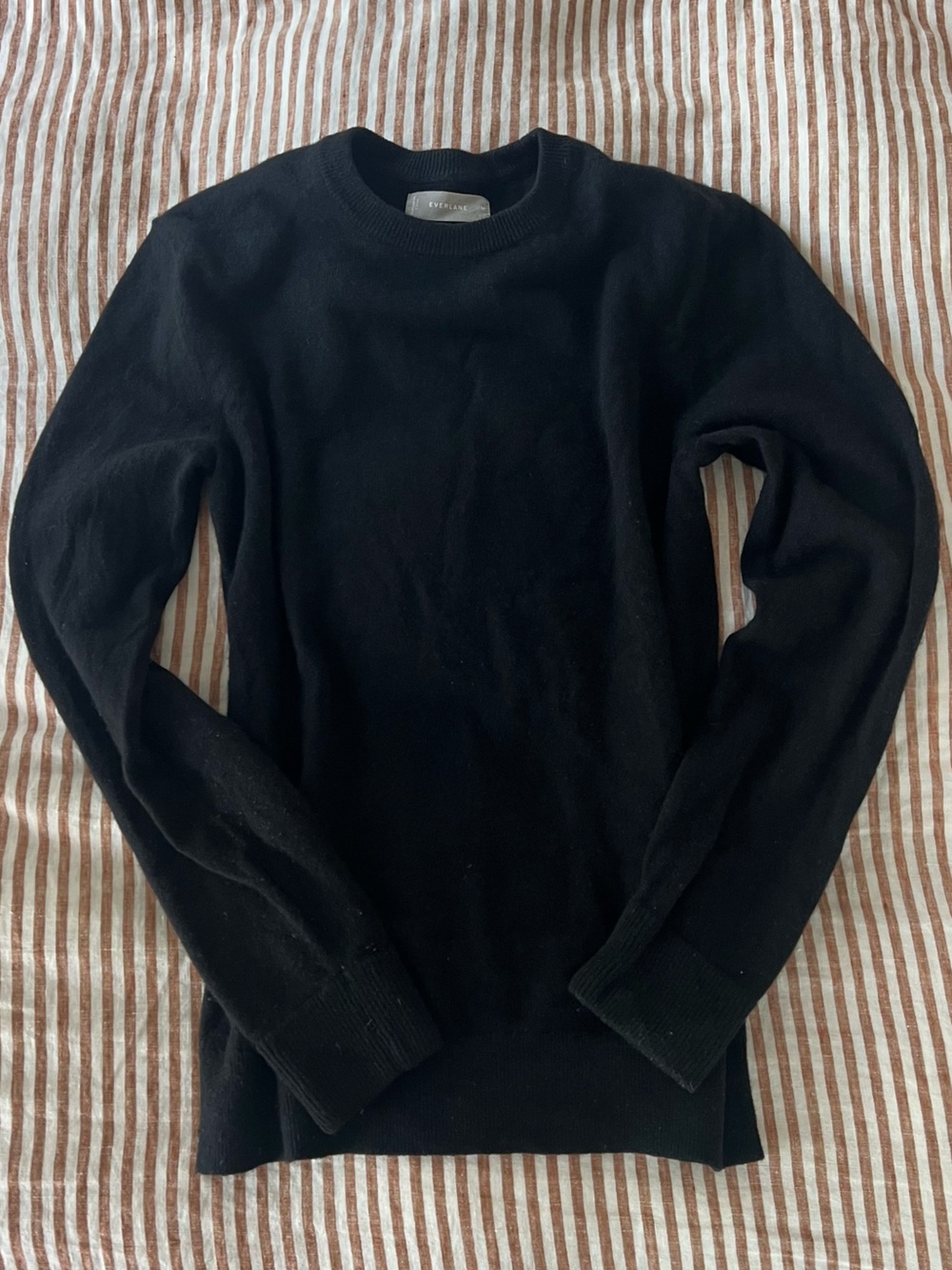 100% Cashmere Black Everlane Crewneck Sweater - Classic Look